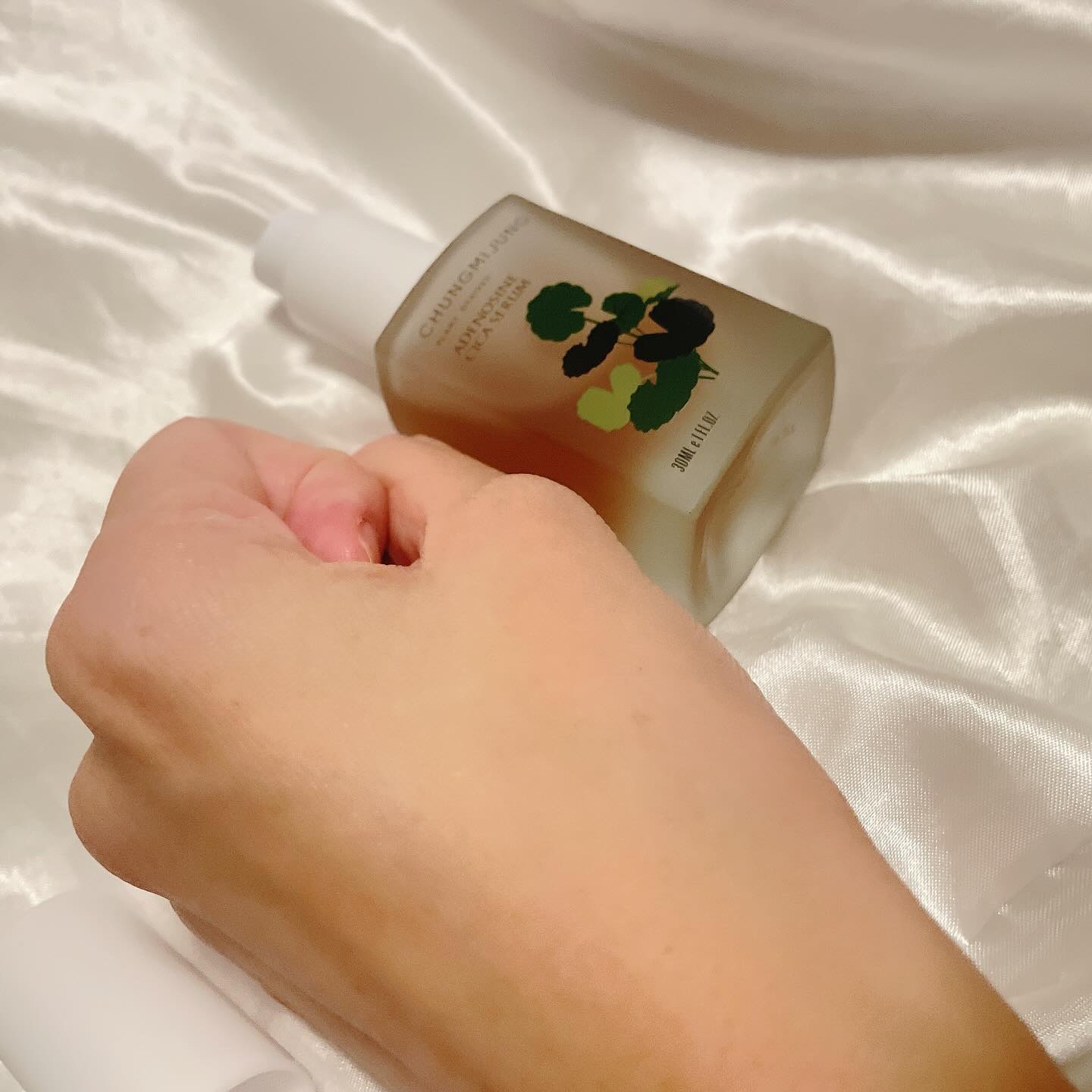 アデノシン シカセラム/CHUNGMIJUNG/美容液を使ったクチコミ（3枚目）