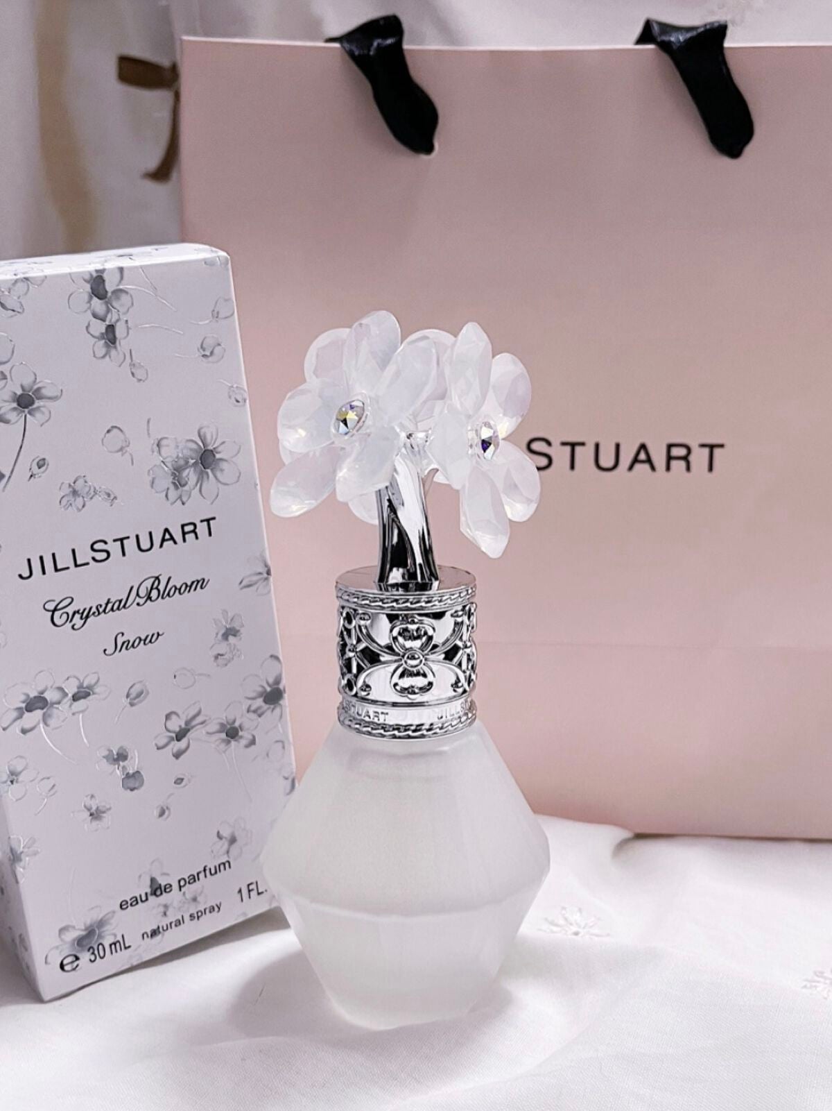 クリスタルブルーム スノー パフュームド ヘアミスト/JILL STUART/ヘアミストを使ったクチコミ(1枚目)