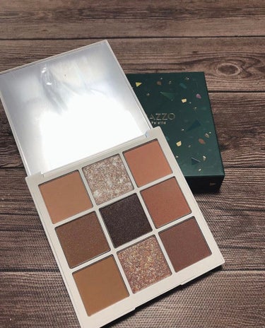 TERRAZZO Shadow palette/HOLIKA HOLIKA/パウダーアイシャドウを使ったクチコミ（2枚目）