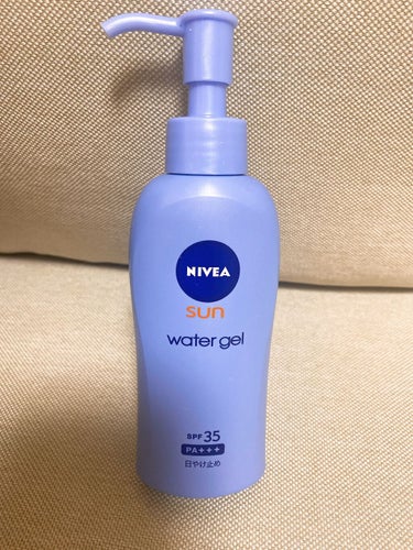 ニベアサン ウォータージェル SPF35

綺麗な肌になるために
365日日焼け止めを塗るべき


と聞いて、毎日塗りやすい日焼け止めを探した🛒

日々の生活にはそんなにSPFは高くなくていいと聞いて、