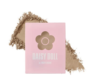 DAISY DOLL by MARY QUANT パウダーブラッシュ