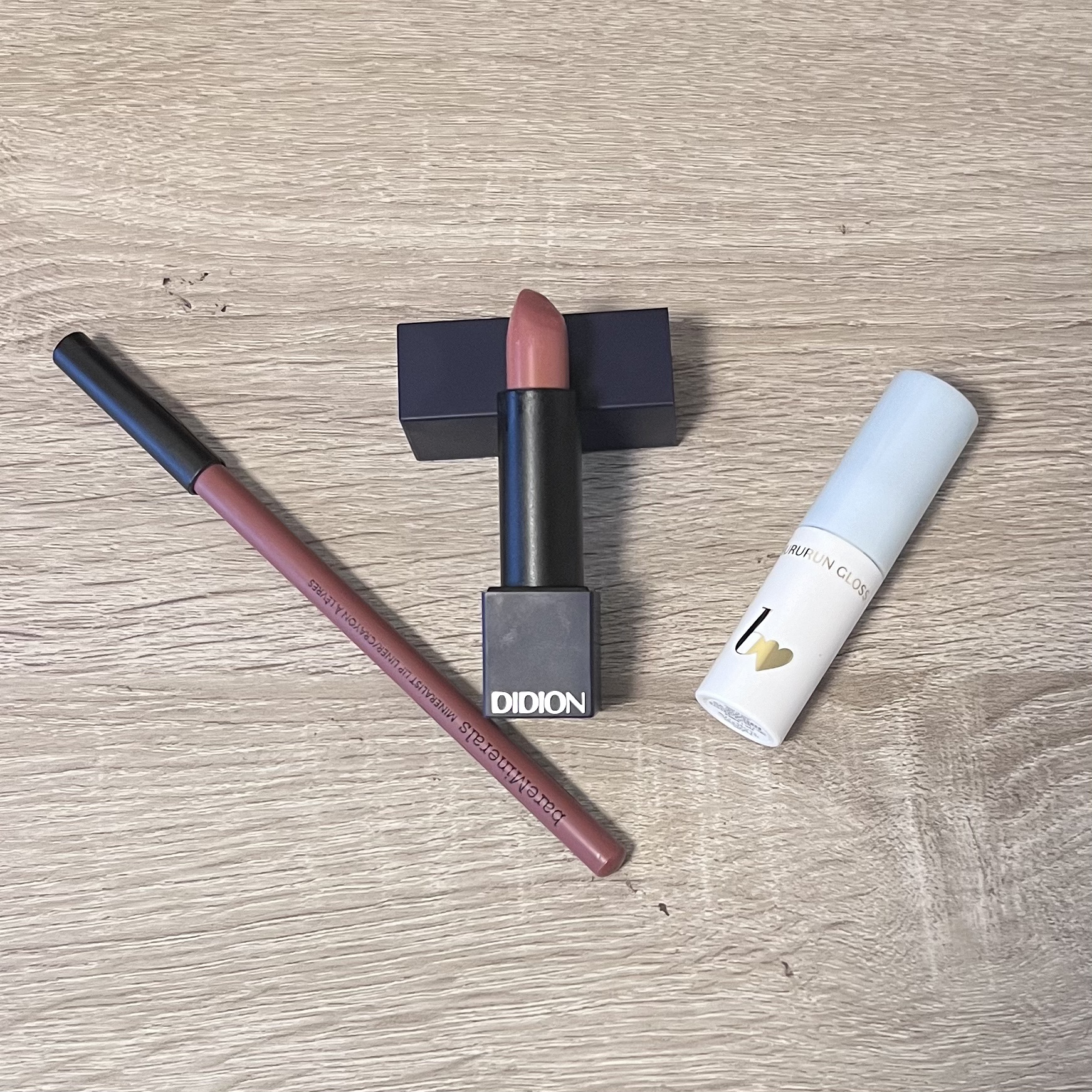 リキッド グリッター J01 Twinkle Bright/DIDION/グリッターを使ったクチコミ（2枚目）