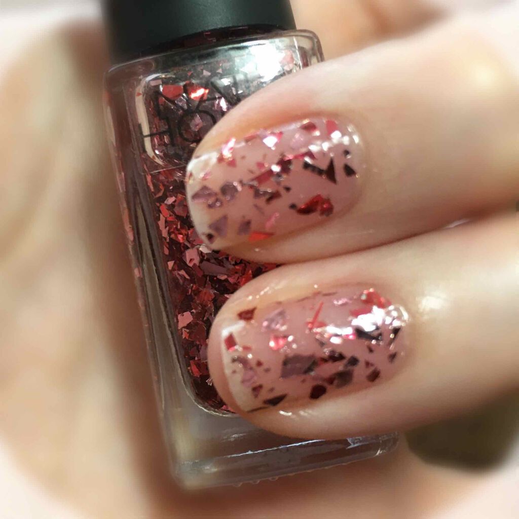 ネイルホリック パーティーフレーク SP024/ネイルホリック/マニキュアを使ったクチコミ（2枚目）