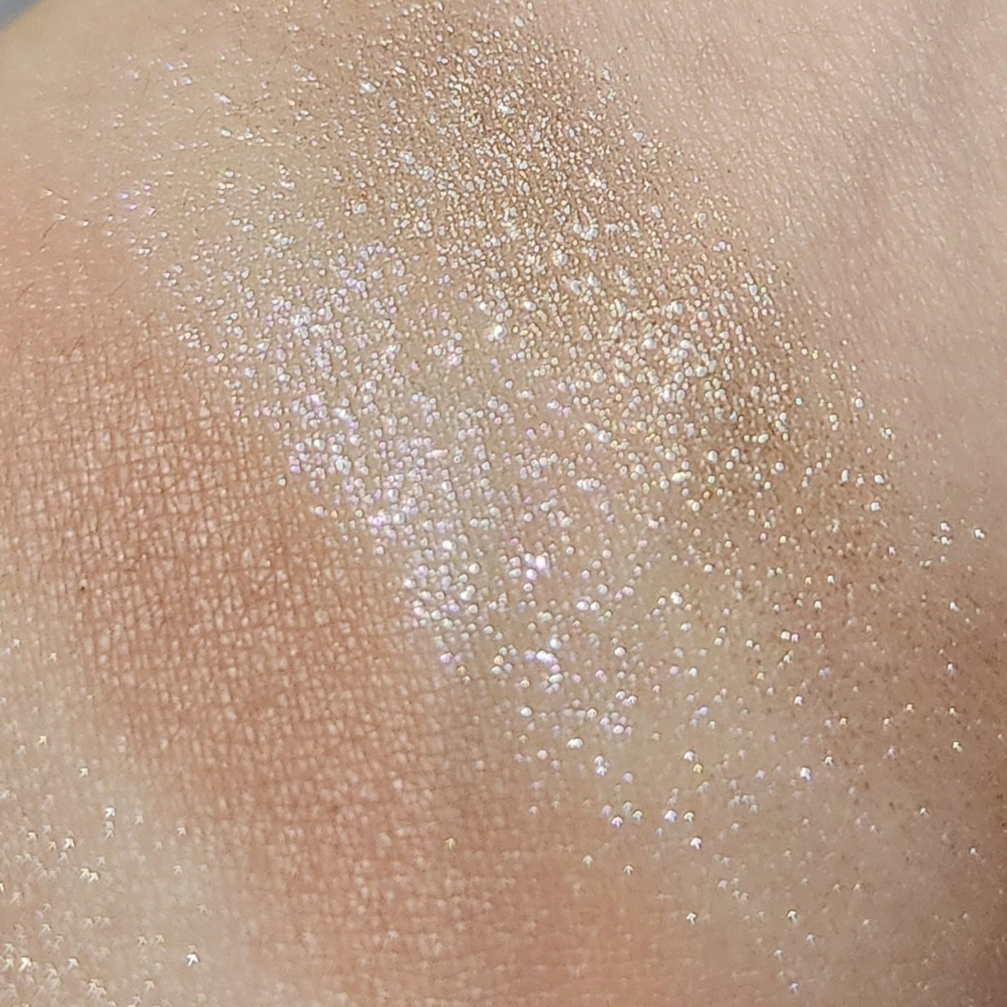 ムーンストーン グロウ リュクス アイ & チーク パレット/BOBBI BROWN/アイシャドウパレットを使ったクチコミ(4枚目)