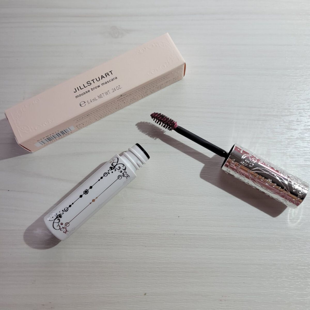 ジルスチュアート ムースブロウマスカラ 11 soft lilac/JILL STUART/眉マスカラを使ったクチコミ（1枚目）