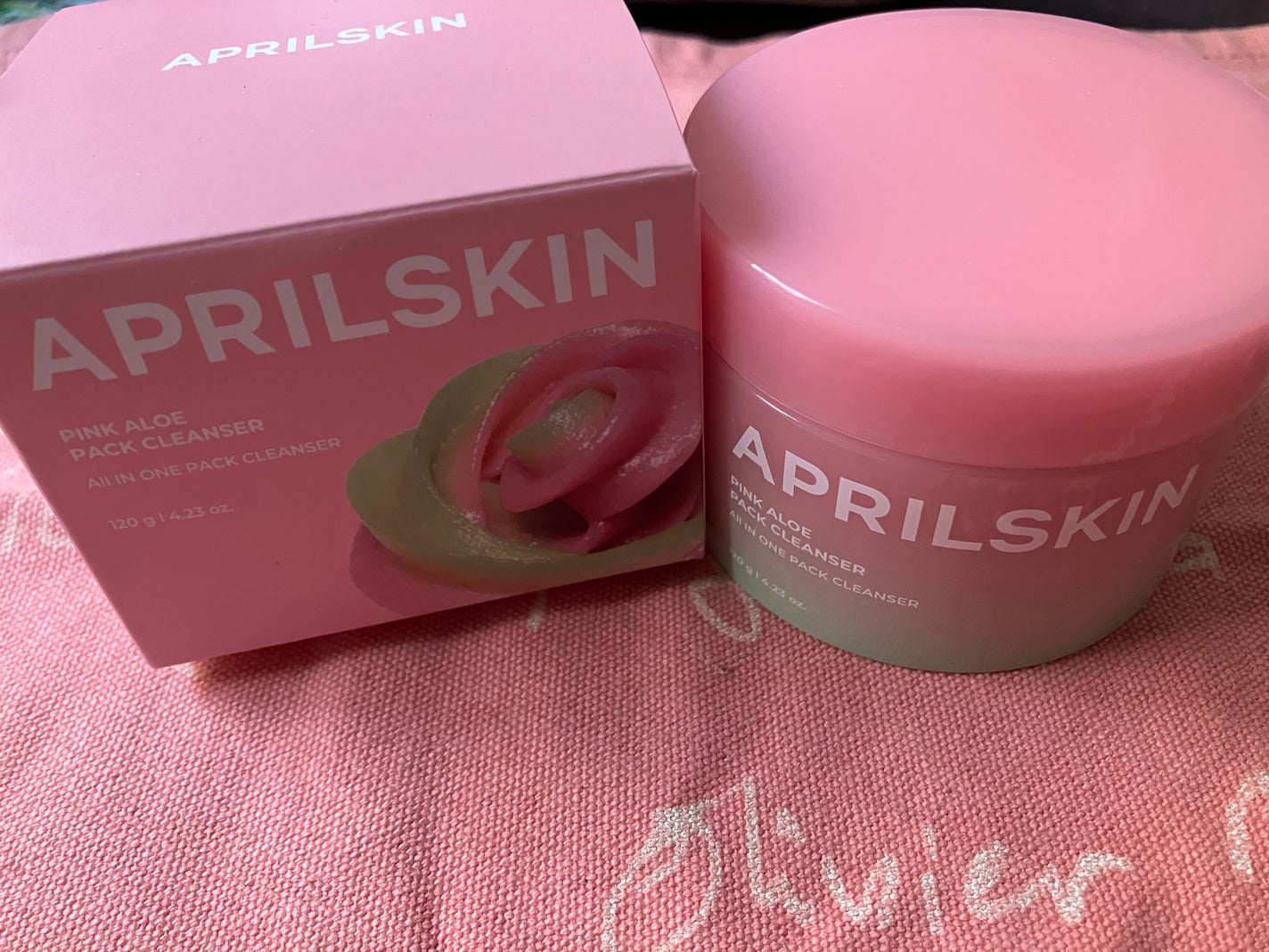 ピンクアロエメレンゲクレンザー/APRILSKIN/その他洗顔料を使ったクチコミ(1枚目)