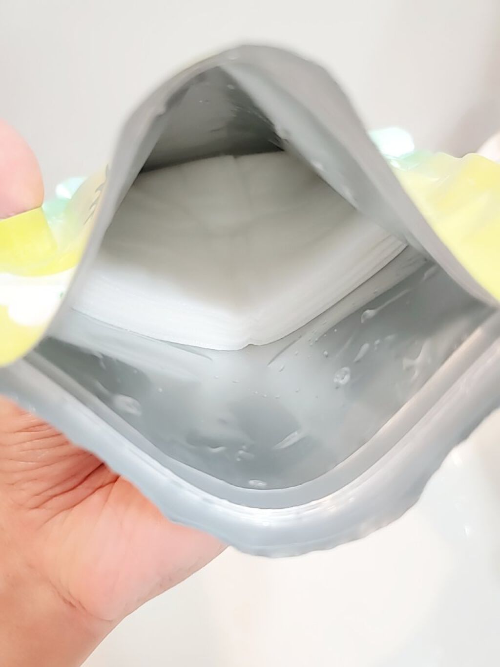 ルルルン 瀬戸内ルルルン（レモンの香り）のクチコミ「瀬戸内ルルルン  レモンの香り
7枚入り×5袋  ¥1,760(税込)

さっぱり系のフェイス.....」（3枚目）