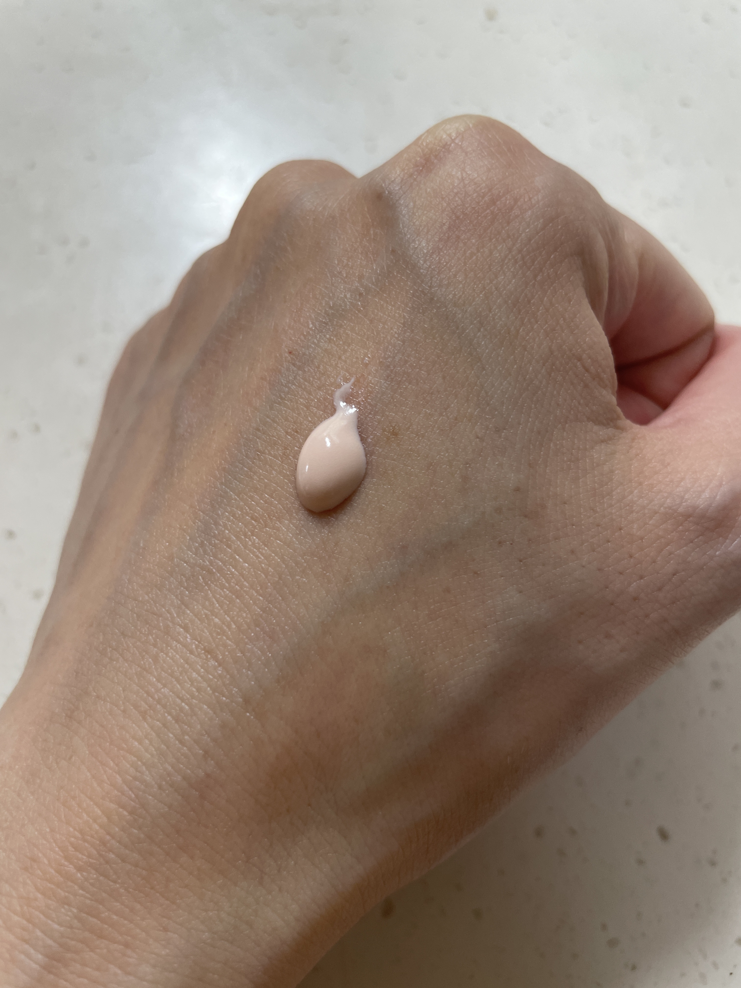 ウォータースプラッシュサンクリーム セラミド 桜エディション（60ml）/espoir/日焼け止めクリームを使ったクチコミ（2枚目）