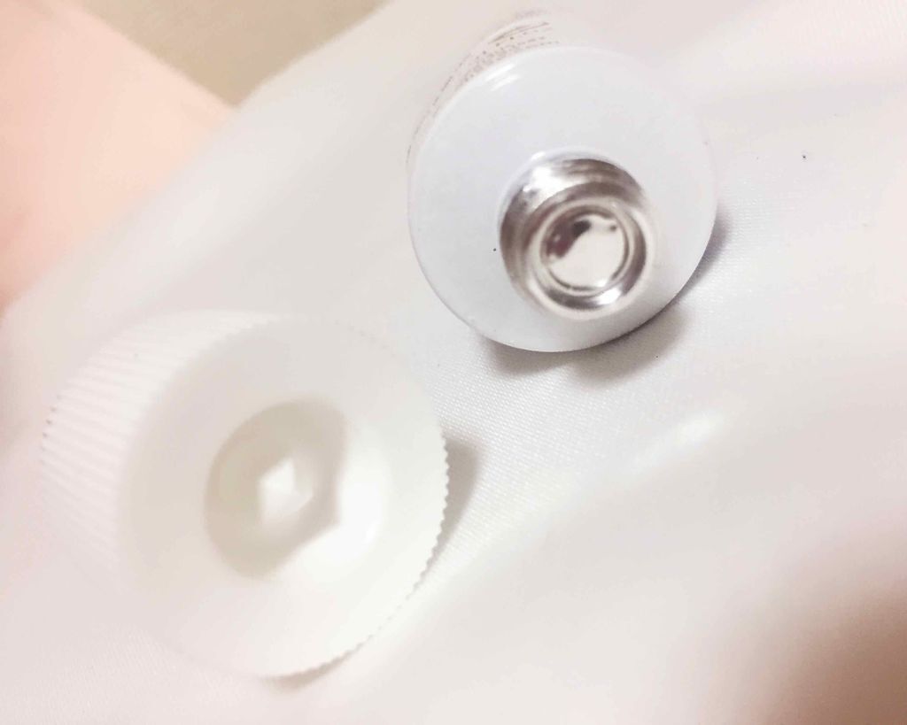 アンブリオリス モイスチャークリーム/アンブリオリス/フェイスクリームを使ったクチコミ(2枚目)