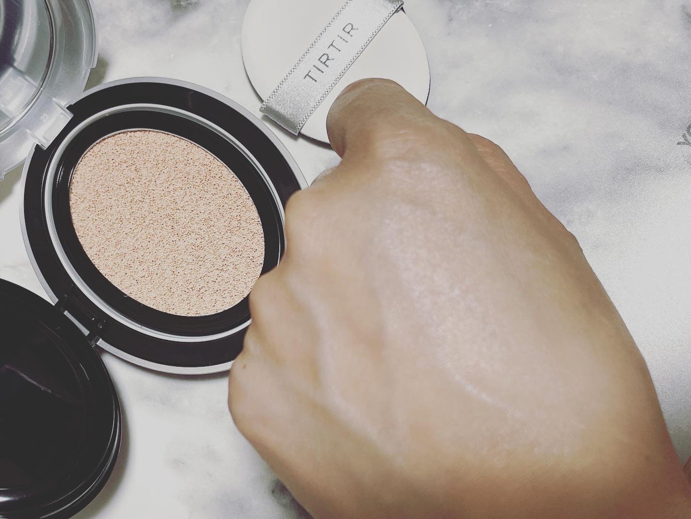 マスクフィットオーラクッション/TIRTIR(ティルティル)/クッションファンデーションを使ったクチコミ(4枚目)