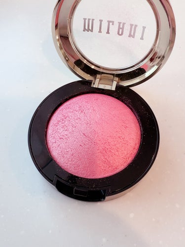 BAKED POWDER BLUSH/Milani Cosmetics/パウダーチークを使ったクチコミ（2枚目）