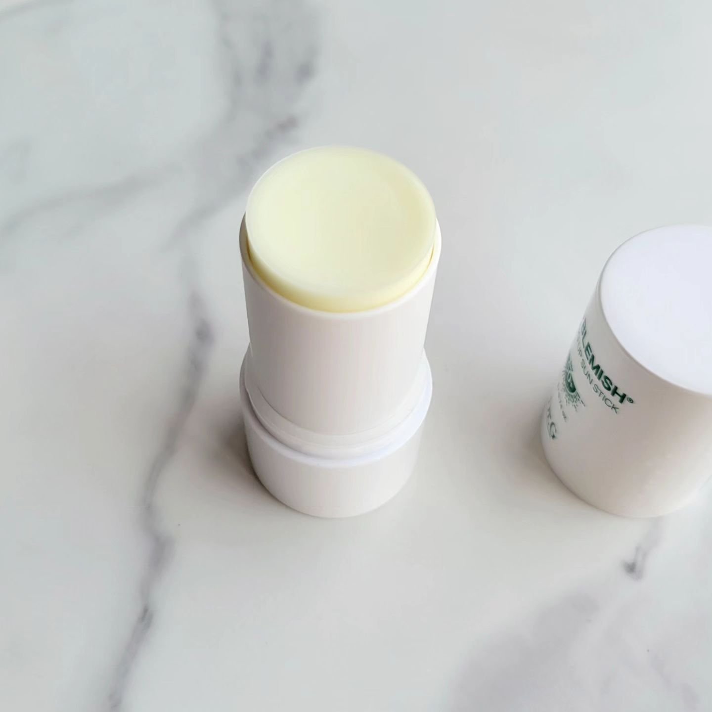 レッドブレミッシュスージングアップサンスティック/Dr.G/日焼け止めスティックを使ったクチコミ（2枚目）