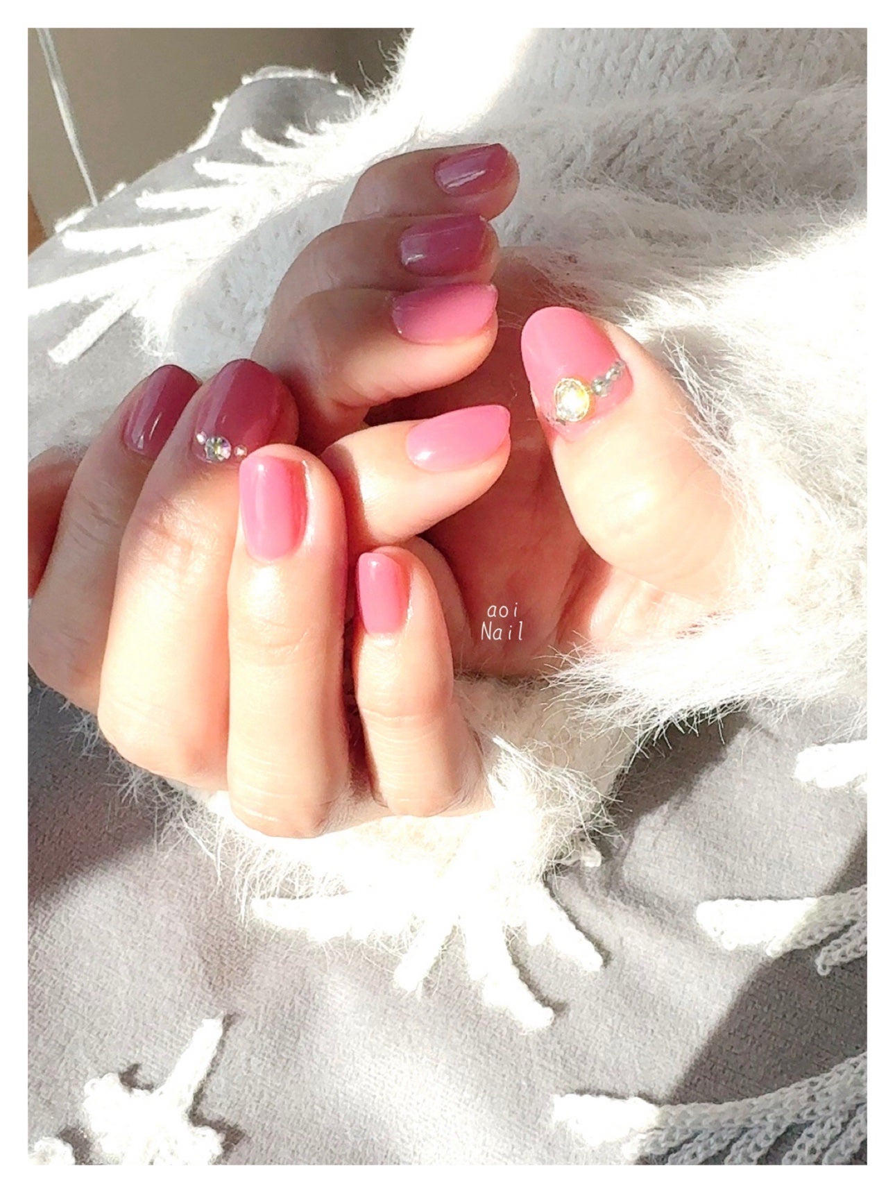 aoi on LIPS 「ちゅるんネイル💖ネイルチェンジしてきたよ⭐︎今回はツヤツヤにし..」(1枚目)