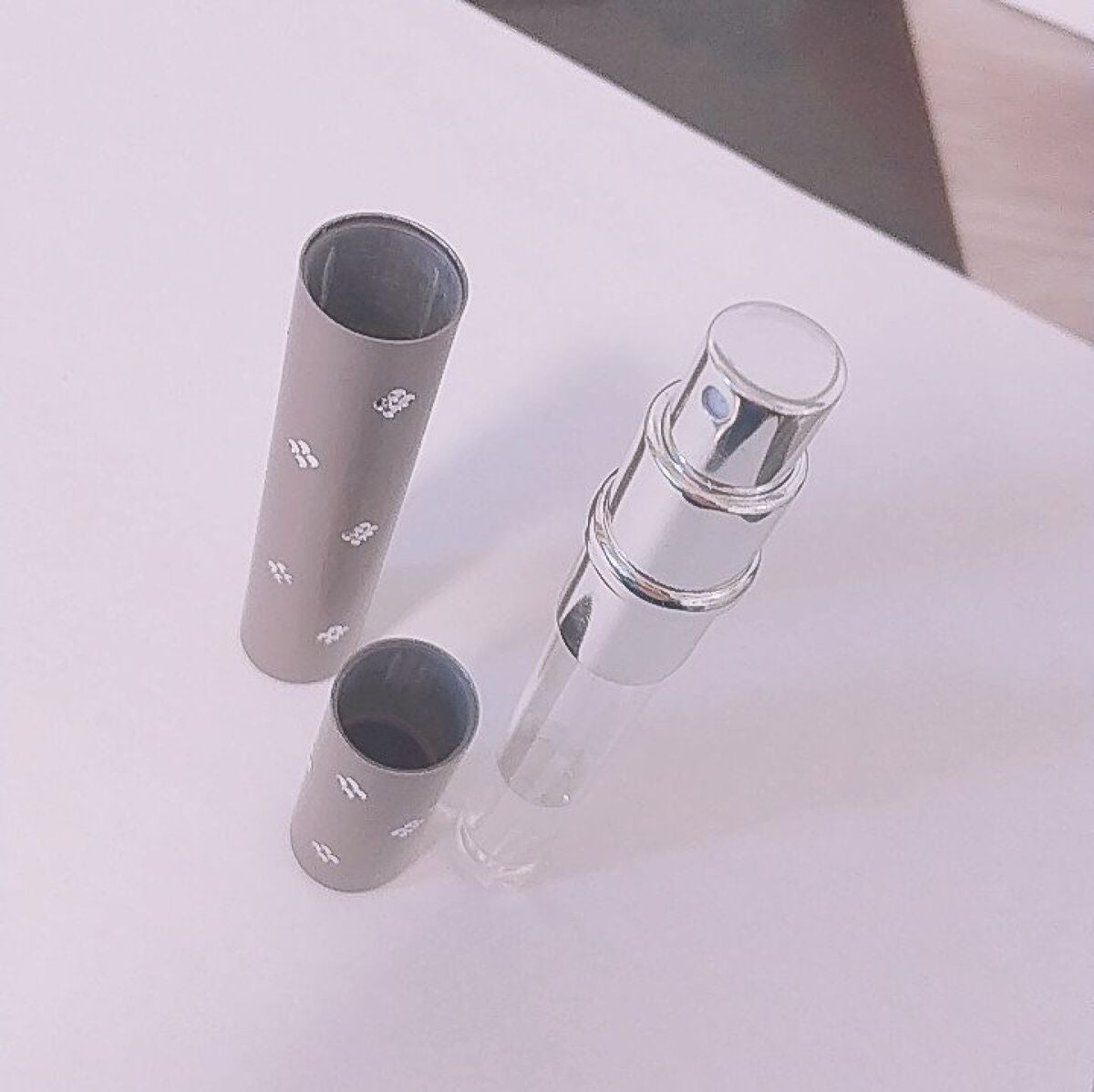 フラワーストーン付 香水スプレー容器/DAISO/その他化粧小物を使ったクチコミ(3枚目)