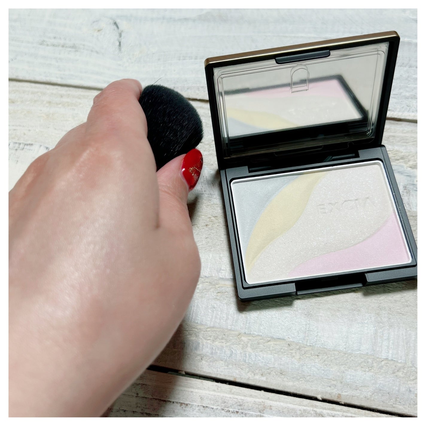 エクシア カトル イリュージョン/ALBION/プレストパウダーを使ったクチコミ(4枚目)