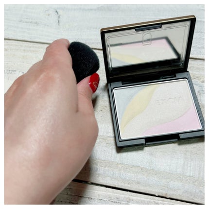 エクシア カトル イリュージョン/ALBION/プレストパウダーを使ったクチコミ(4枚目)