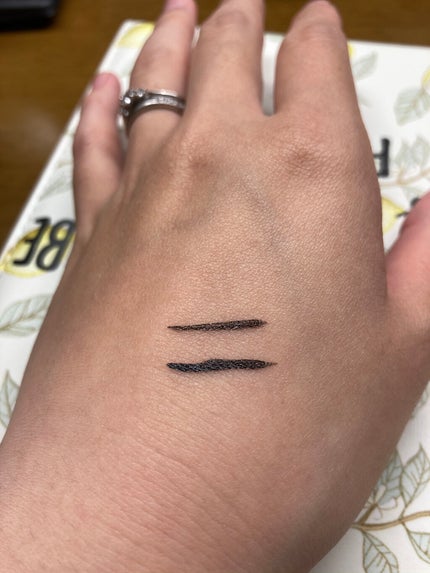 ラスティングリキッドライナー 01 ブラック/キャンメイク/リキッドアイライナーを使ったクチコミ(3枚目)