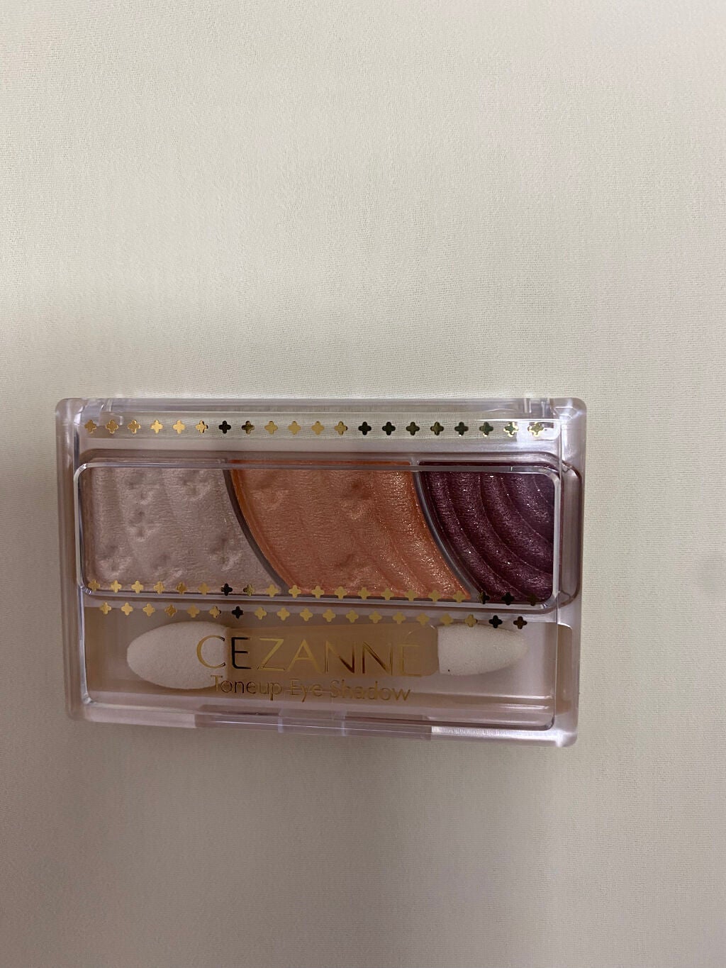 トーンアップアイシャドウ/CEZANNE/アイシャドウパレットを使ったクチコミ(4枚目)