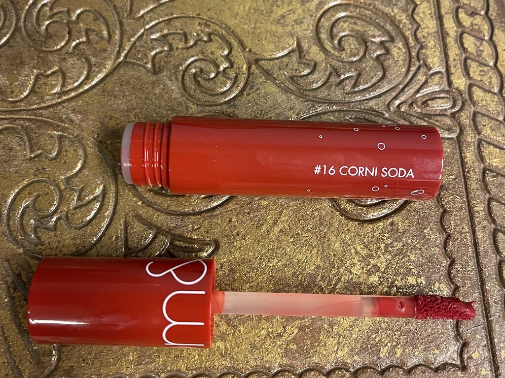 ジューシーラスティングティント/rom&nd/リップティントを使ったクチコミ（2枚目）