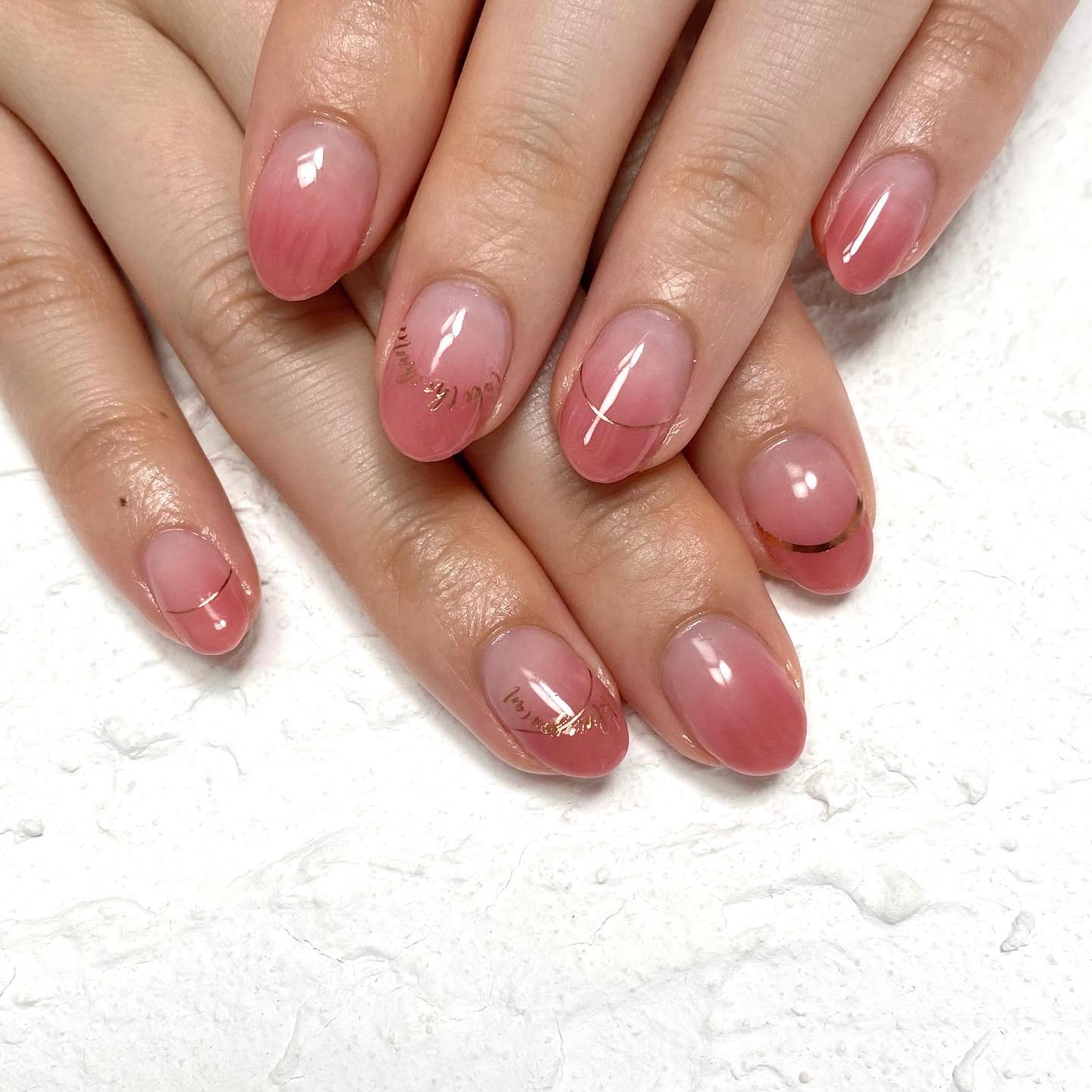 #岡本瑠美先生ネイル,#写ネイル,#トレンドネイル,#オフィスネイル,#グラデーションネイル,#フレンチネイル,#ピンクネイル,#シンプルネイル,#トレンドネイル,#秋ネイル,#女子ネイル,#上品ネイルのネイルデザイン