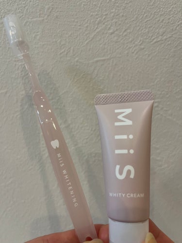 ⚪️MiiS ホワイトニングトラベルセット　ロゼミント🌹

3/27より順次ロフト限定発売されたMiiSの新フレーバーのホワイティクリーム🤍

新感覚の泥感ペーストの美白（ブラッシングによる）歯磨き粉🪥