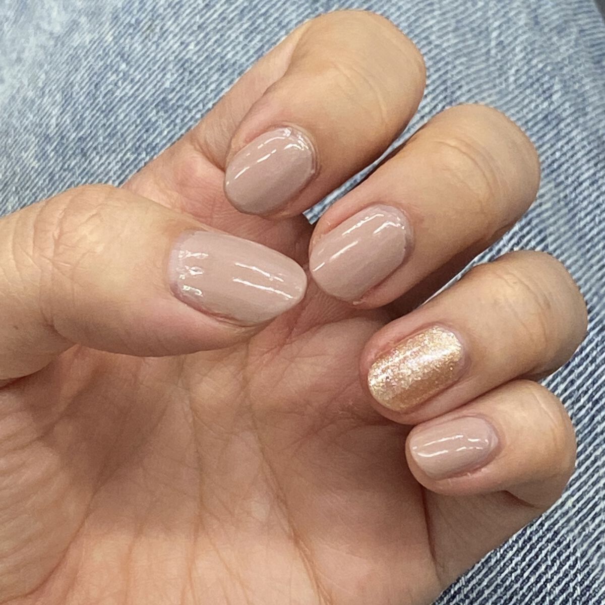 ネイルカラー 13 すずめの羽/PAUL & JOE BEAUTE/マニキュアを使ったクチコミ（2枚目）