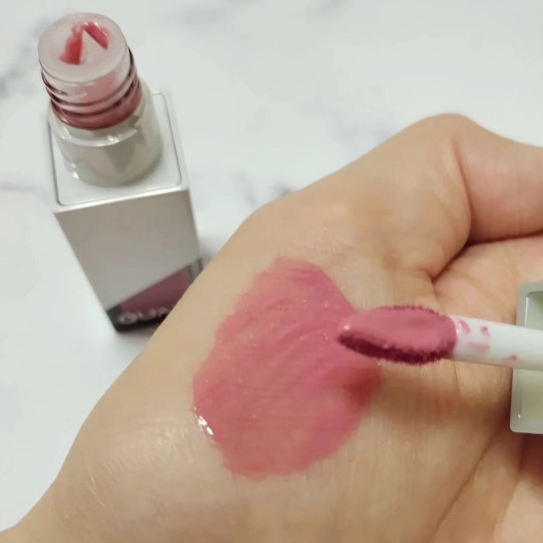 ザグラスタトゥーティント/QUA-T/リップティントを使ったクチコミ(3枚目)