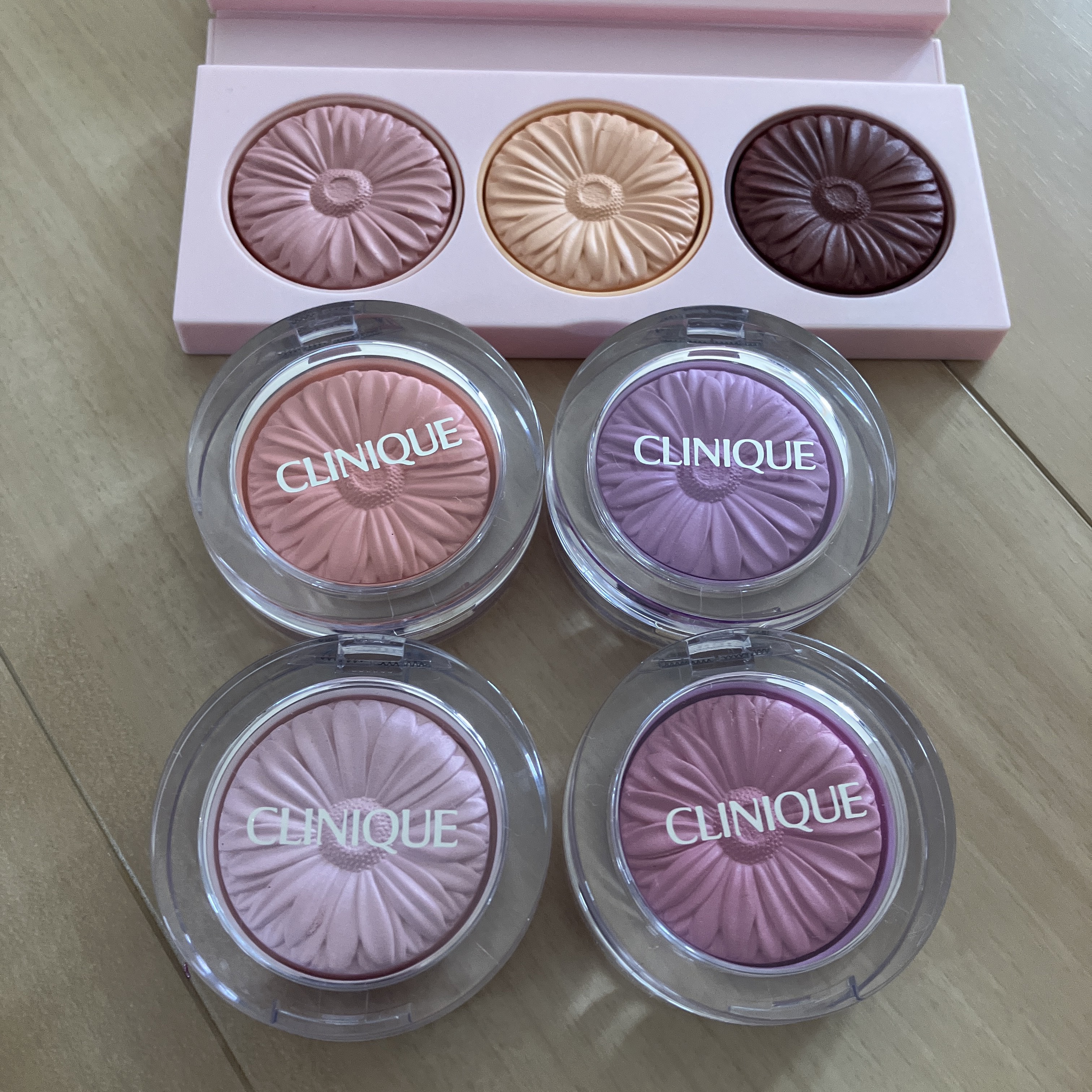 コンスピキュアス チークス/Amplitude/パウダーチークを使ったクチコミ（1枚目）