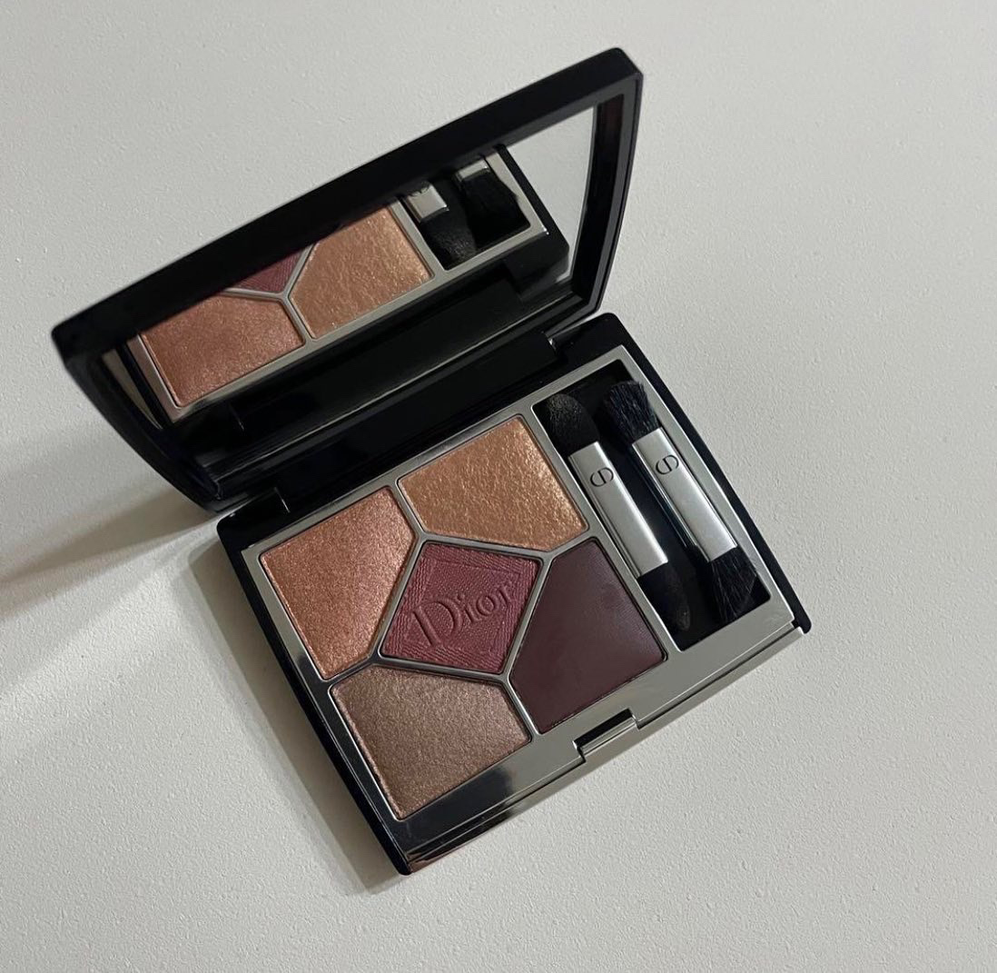 ディオールショウ サンク クルール 689 ミッツァ/Dior/アイシャドウを使ったクチコミ（1枚目）