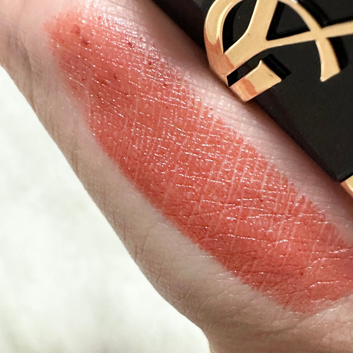 ルージュ ピュールクチュール ザ ボールド/YVES SAINT LAURENT BEAUTE/口紅を使ったクチコミ(3枚目)