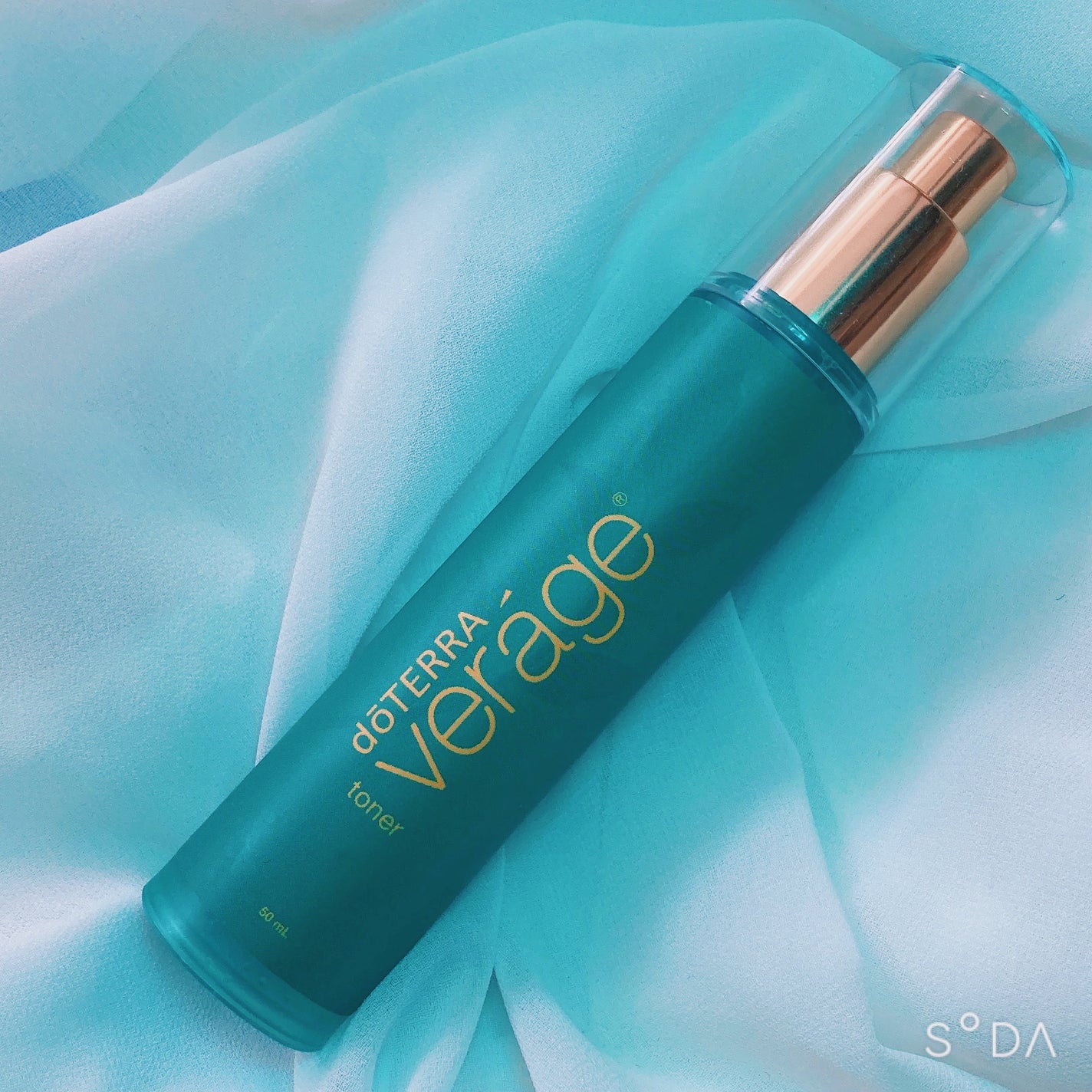 sakura on LIPS 「【𝐝𝐨𝐓𝐄𝐑𝐑𝐀𝐭𝐨𝐧𝐞𝐫𝐯𝐞𝐫𝐚𝐠𝐞】潤いのある輝きを。𝙼𝚎..」(1枚目)