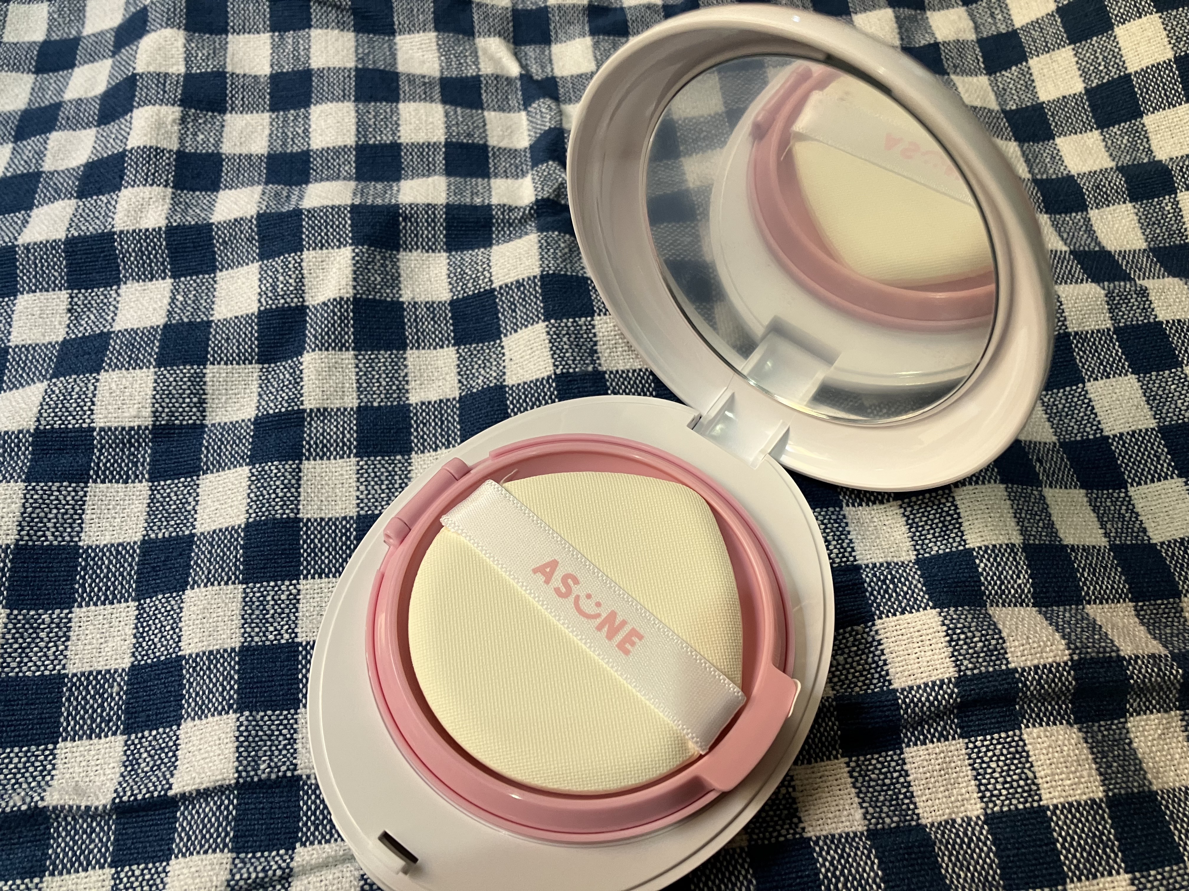 デューイーメッシュファンデーション #23 ナチュラルベージュ/ASUNE /クッションファンデーションを使ったクチコミ（3枚目）