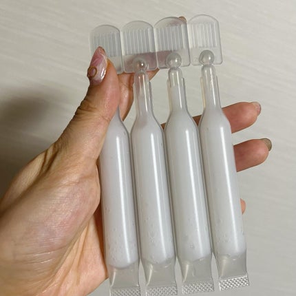 FUN AZUM  モイスト&ダメージリペア 集中トリートメントのクチコミ「手ごわいパサつき髪にサロン発想の「酸熱トリートメント(グリオキシル酸)」に着目した集中トリート.....」(2枚目)