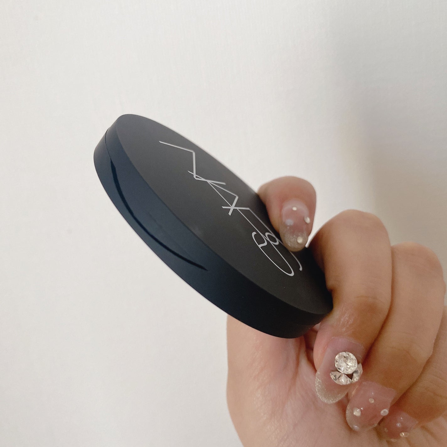 ソフトマット アドバンスト パーフェクティングパウダー/NARS/プレストパウダーを使ったクチコミ(4枚目)