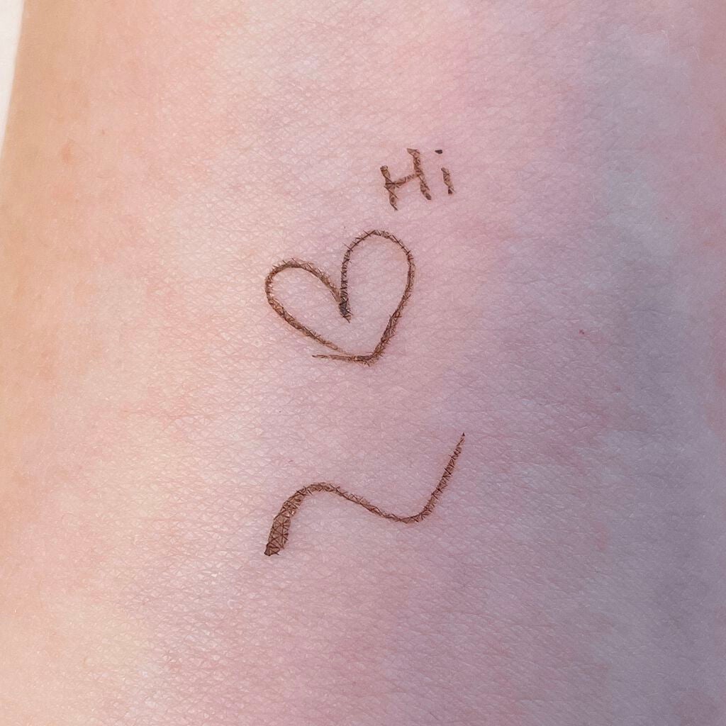 ミネラルスムースリキッドアイライナー/エトヴォス/リキッドアイライナーを使ったクチコミ(2枚目)