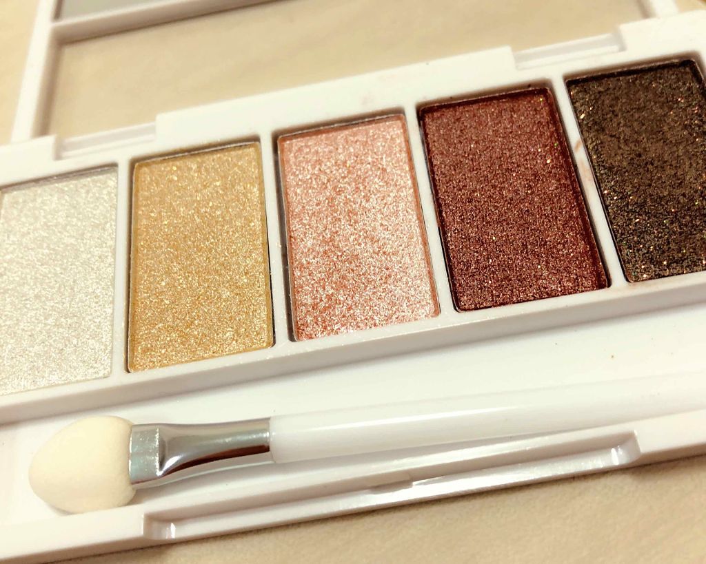 エルファー グリッターアイシャドウ/DAISO/アイシャドウパレットを使ったクチコミ(1枚目)