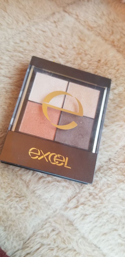 リアルクローズシャドウ/excel/アイシャドウパレットを使ったクチコミ(1枚目)