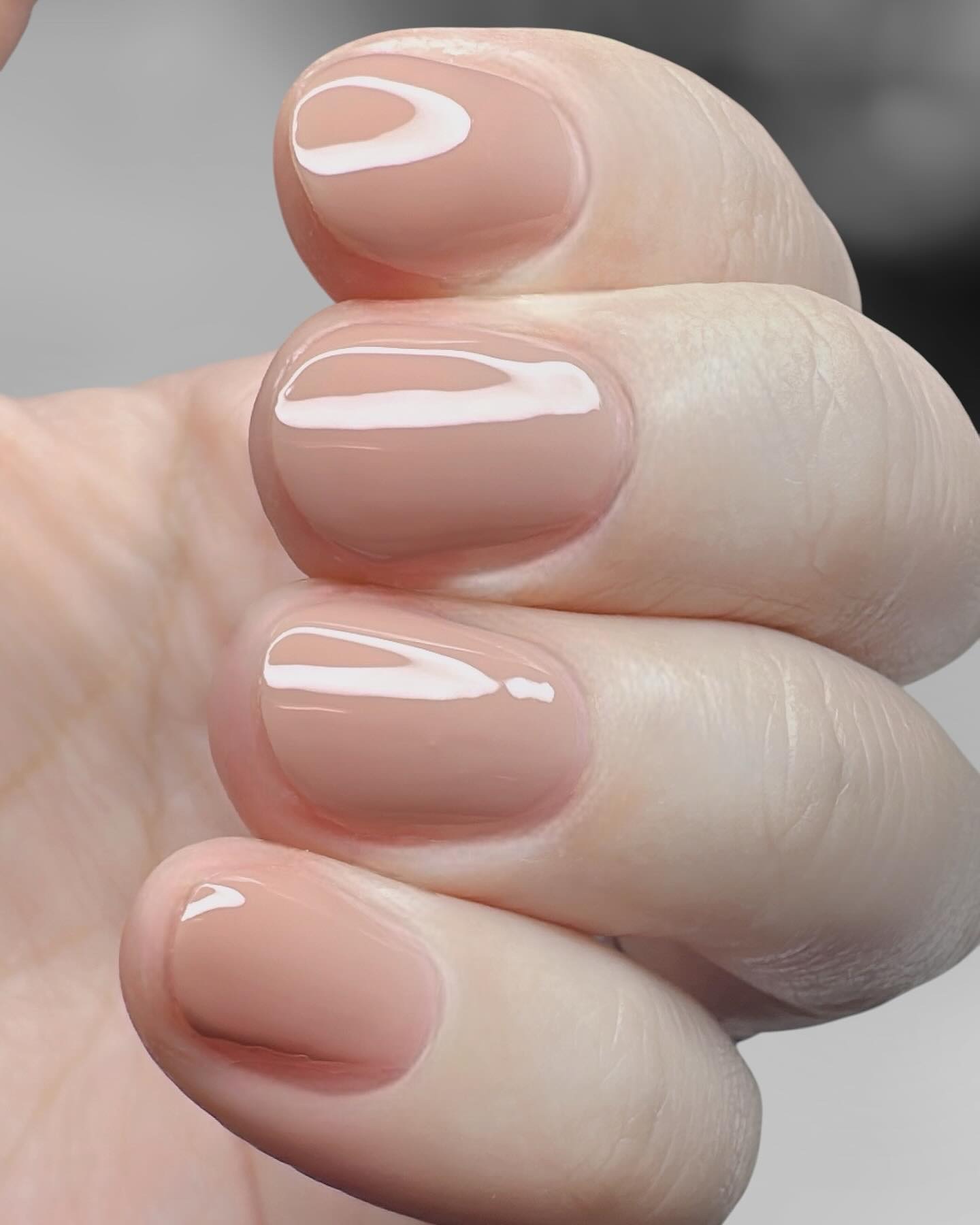 アディクション ザ ネイル ポリッシュ + “サイレンスト セレニティ