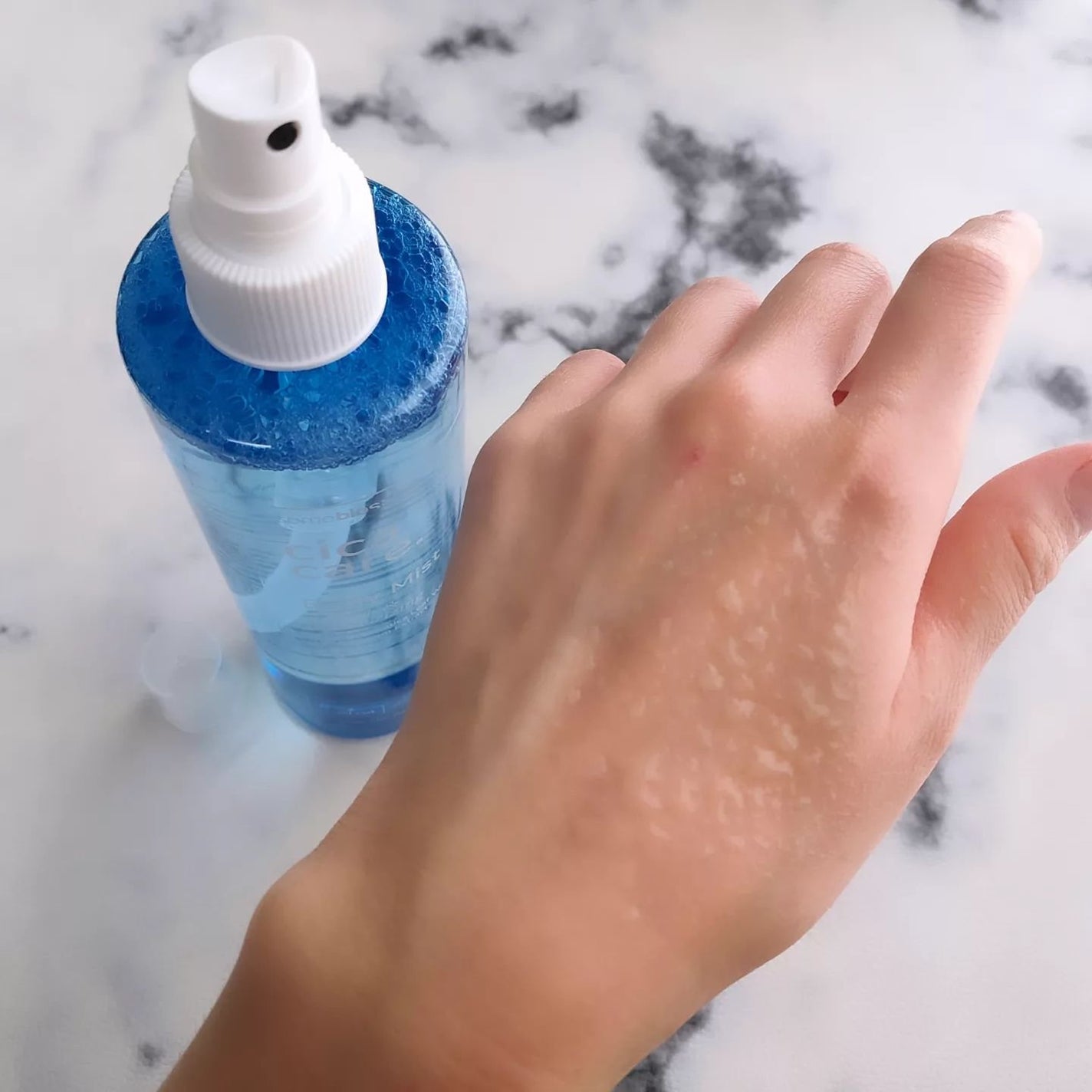 背中ニキビケアCICAボディミスト/サムブロッサム/ボディローションを使ったクチコミ(4枚目)