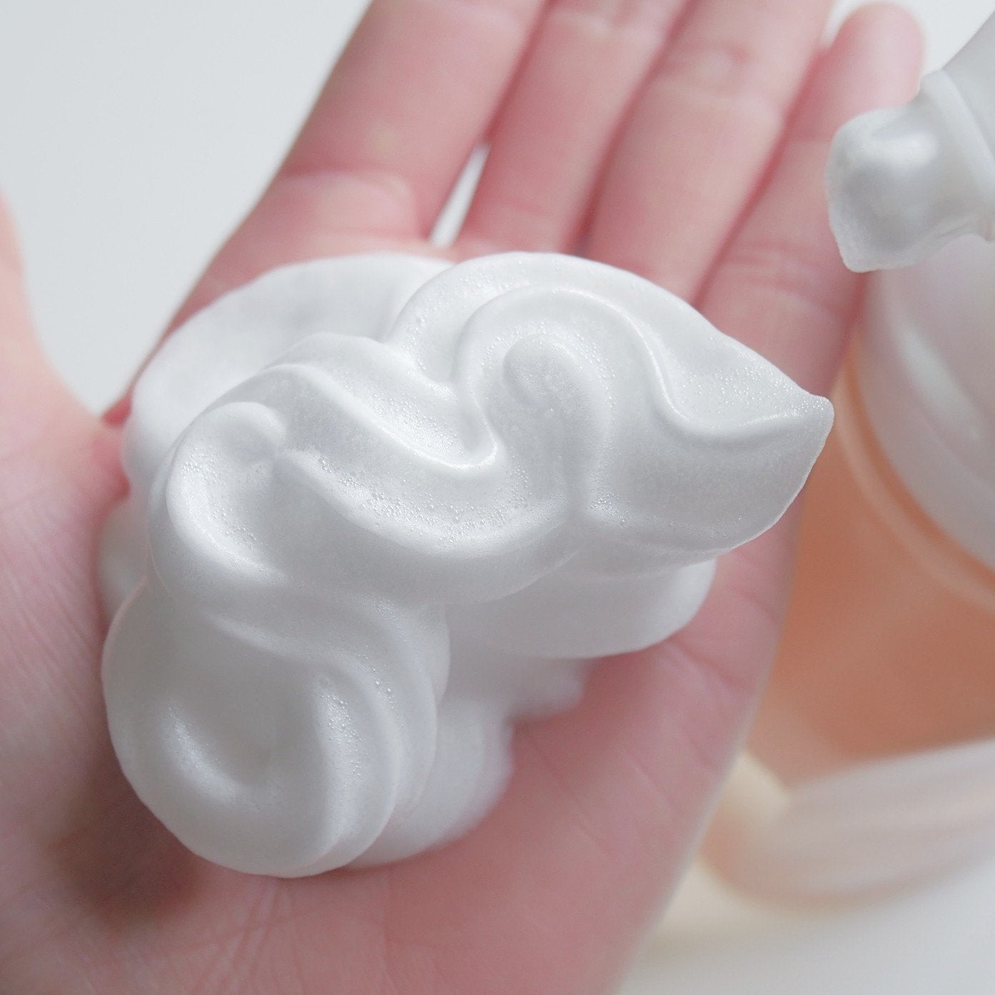 ビオレu ザ ボディ 泡タイプ モイスチャースムース/ビオレu/ボディソープを使ったクチコミ(4枚目)