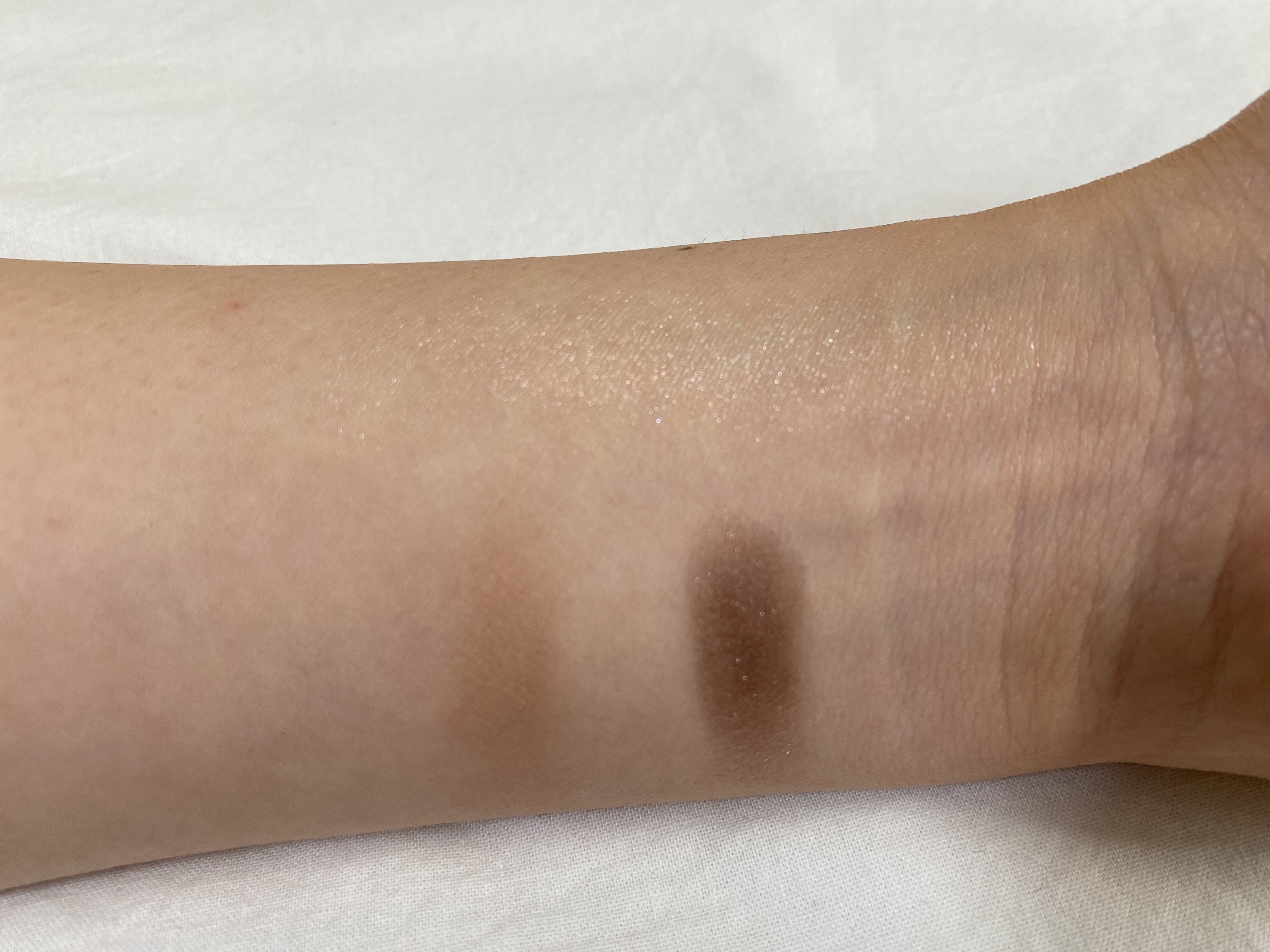 コンスピキュアス アイズ/Amplitude/アイシャドウパレットを使ったクチコミ（3枚目）