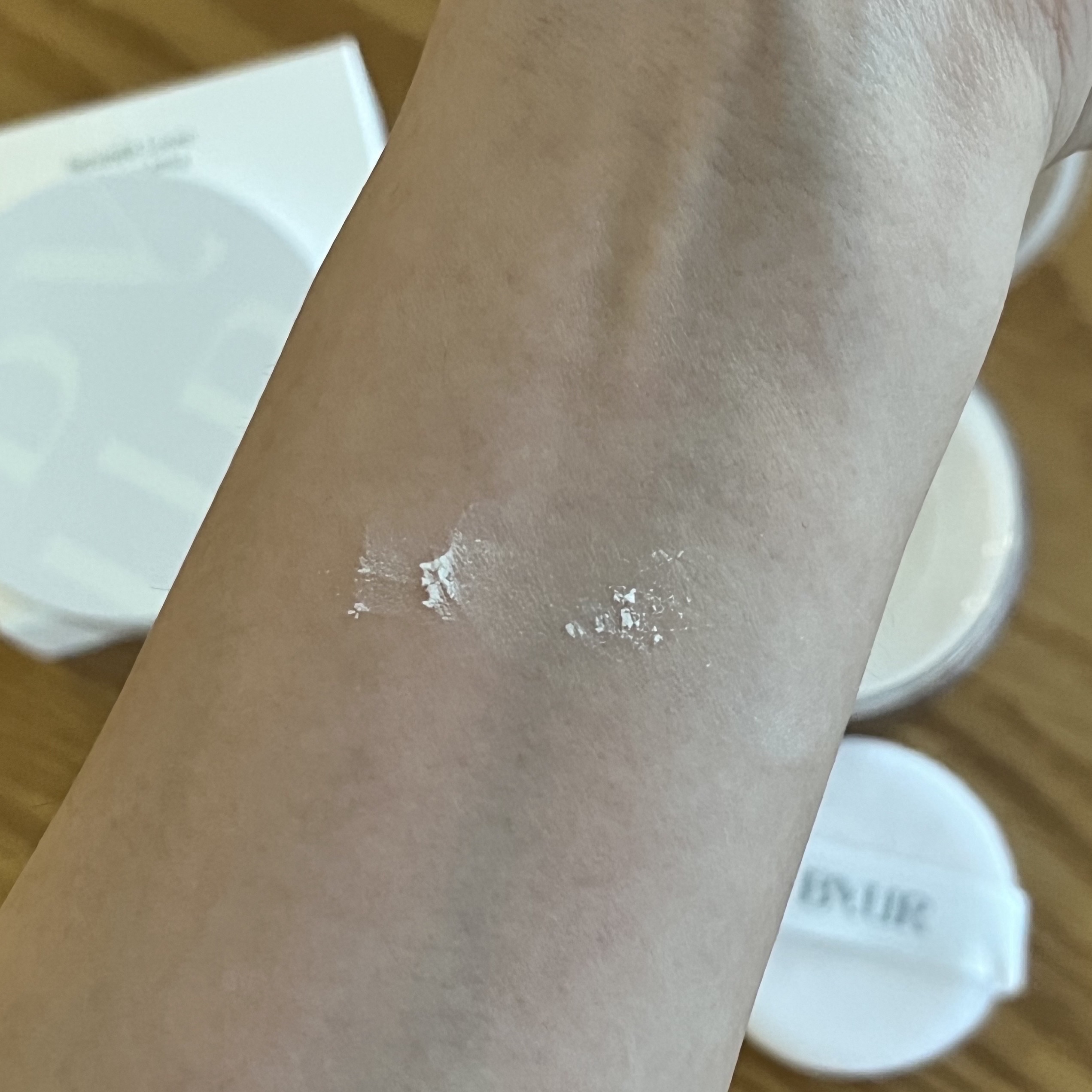 セラムフィット ルースフェイスパウダー/ByUR/ルースパウダーを使ったクチコミ（2枚目）