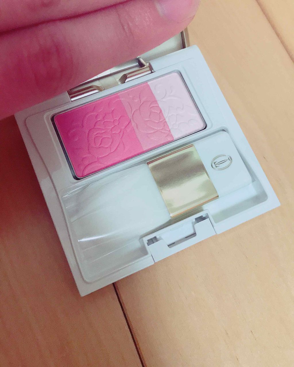 グラマシー チークカラー/TWANY/パウダーチークを使ったクチコミ(3枚目)