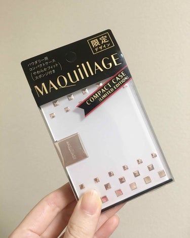 マキアージュ ファンデーション＆コンパクトケース　スペシャルセット　10SSのクチコミ「マキアージュのパウダリー用
コンパクトケース
前にファンデーションと一緒に買った
限定デザイン.....」（1枚目）