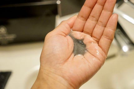 漆黒ミネラルパウダーウォッシュ/fonskin/洗顔パウダーを使ったクチコミ(7枚目)