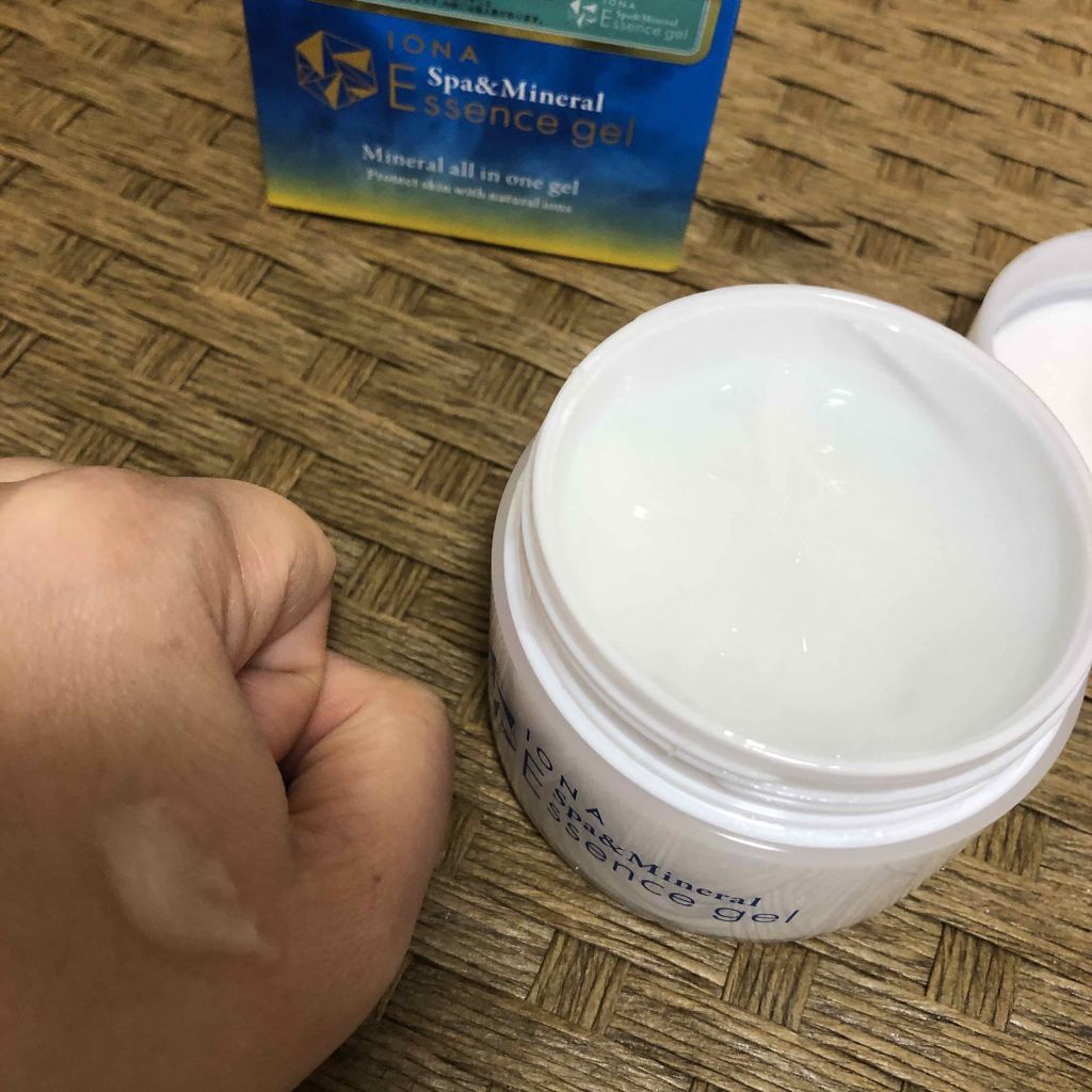 エッセンス ジェル/イオナ スパ&ミネラル/オールインワン化粧品を使ったクチコミ(3枚目)