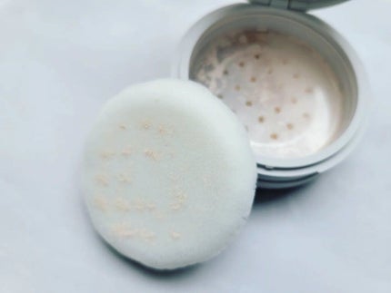 まきろい on LIPS 「レヴァ フェースパウダーUV【透明タイプ】SPF50+・PA+..」(4枚目)