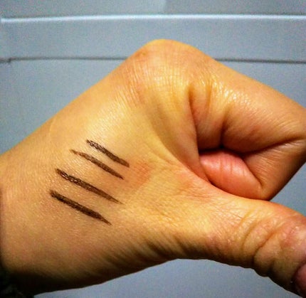 ラブ・ライナー リキッドアイライナーR3/ラブ・ライナー/リキッドアイライナーを使ったクチコミ(2枚目)