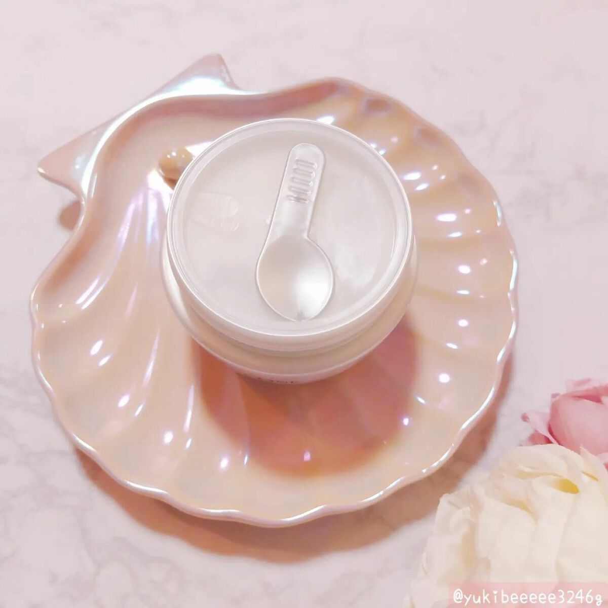 パーフェクトワン 薬用ホワイトニングジェル/パーフェクトワン/オールインワン化粧品を使ったクチコミ（2枚目）