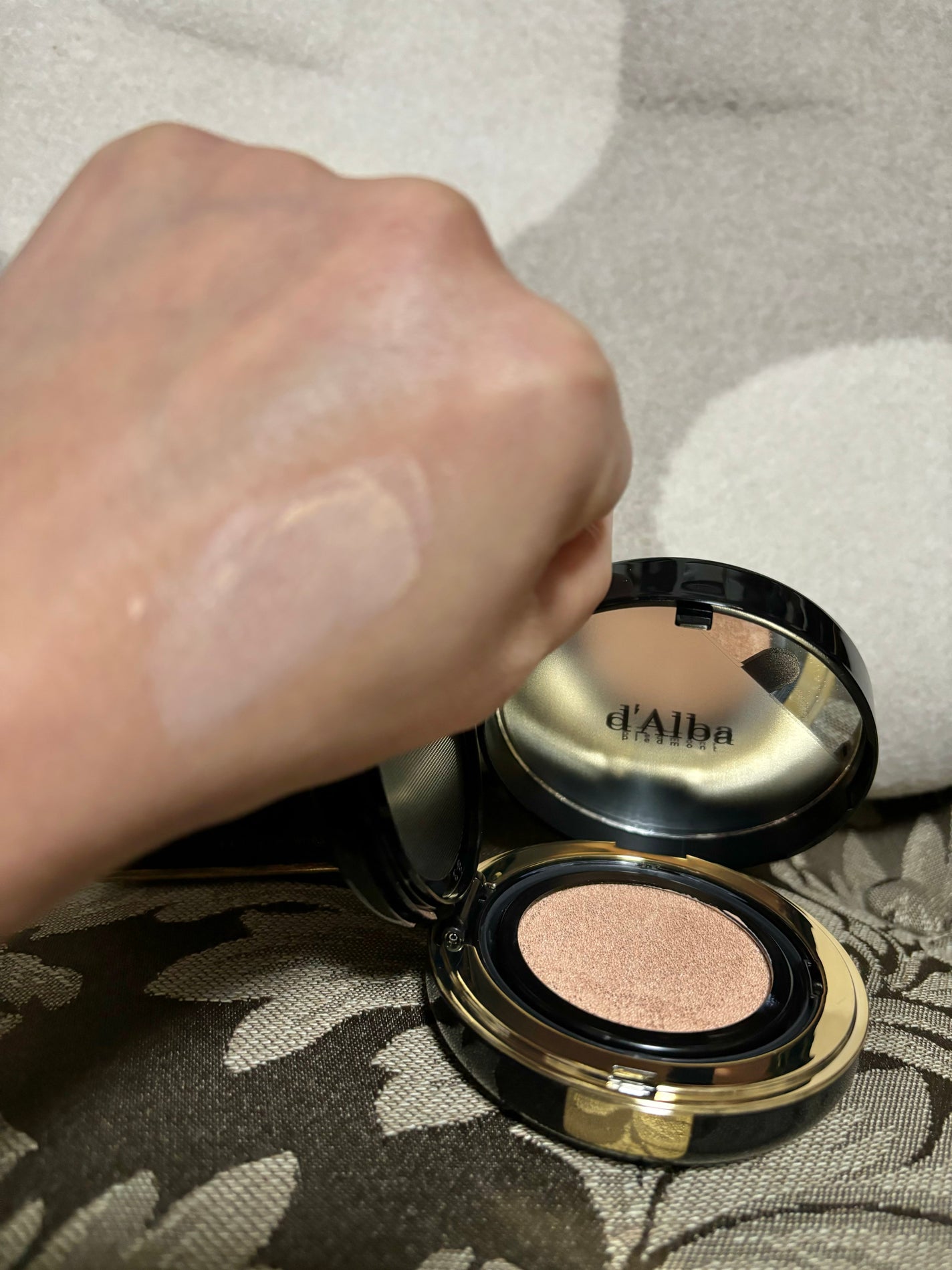 グロウフィットセラムカバークッション/ダルバ/クッションファンデーションを使ったクチコミ(3枚目)